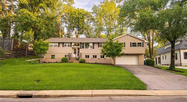 Photo of 748 E Argonne Dr, Oakland, MO 63122