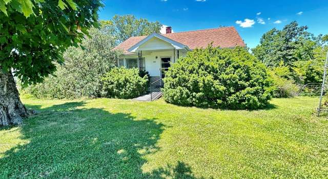 Photo of 800 S Ellen St, Dixon, MO 65459