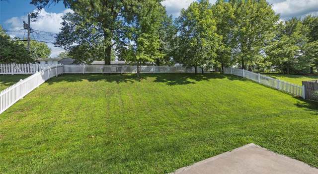 Photo of 1336 Mason Grove Dr, St Charles, MO 63304