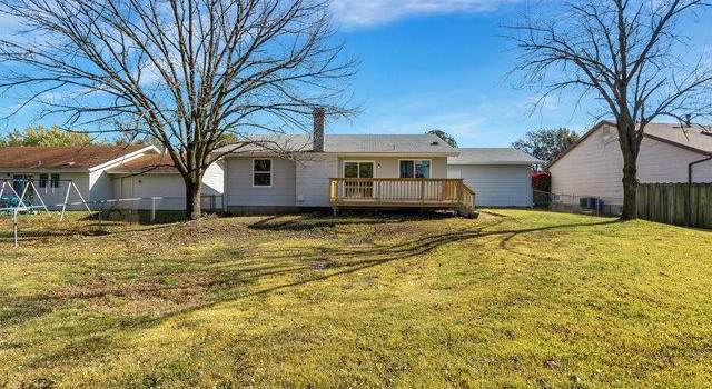 Photo of 4021 Hounds Hill Dr, Florissant, MO 63034