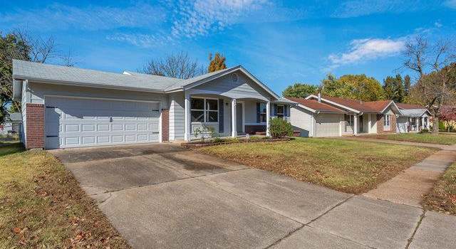 Photo of 4021 Hounds Hill Dr, Florissant, MO 63034