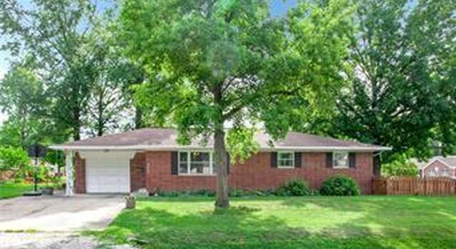 Photo of 208 N Oak St, Trenton, IL 62293