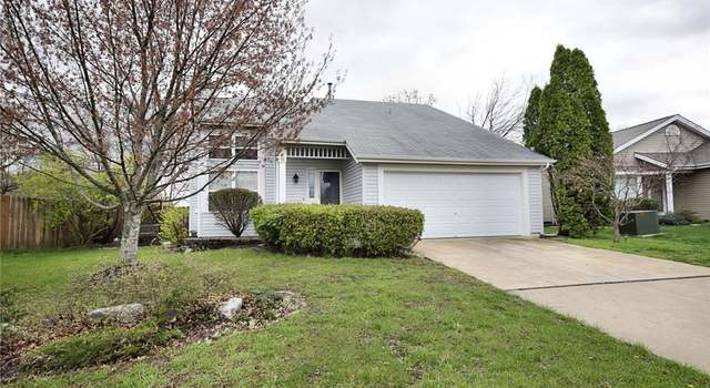 Photo of 12 Kingspointe Dr, St Peters, MO 63376