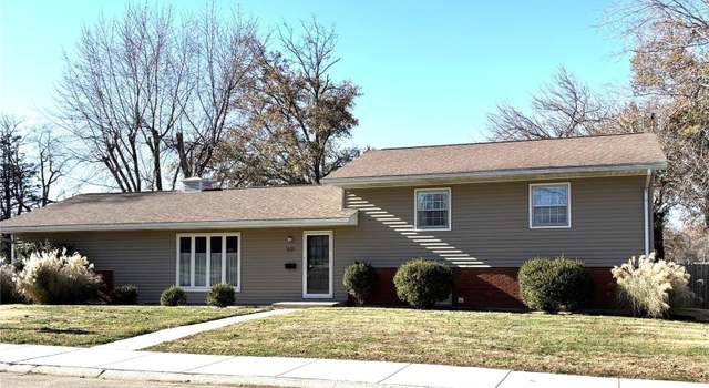 Photo of 501 Maple St, Greenville, IL 62246