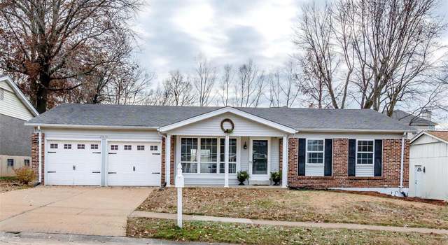 Photo of 2414 Crestline Dr, St Louis, MO 63129