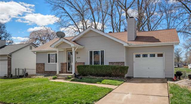 Photo of 2116 Monks Hollow Dr, Florissant, MO 63031