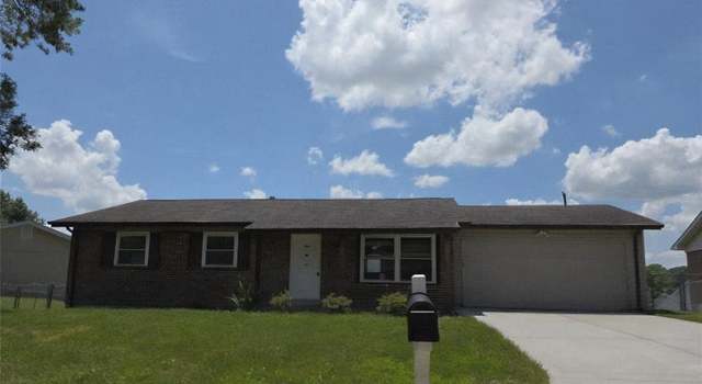 Photo of 17 Stonehenge Ct, St Charles, MO 63303