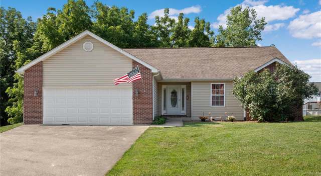 Photo of 116 Miller Ct, Valmeyer, IL 62295