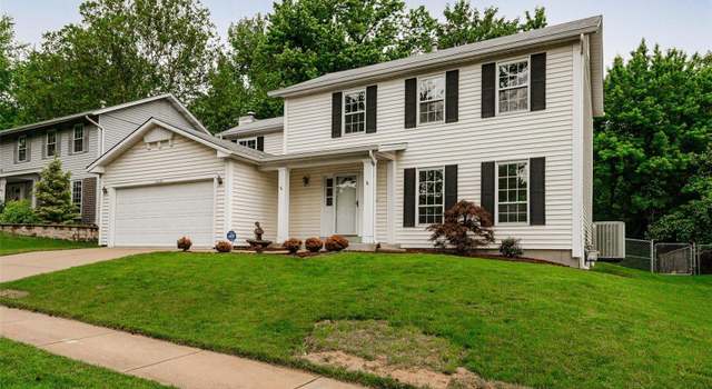Photo of 12133 Foxpoint Dr, Maryland Heights, MO 63043