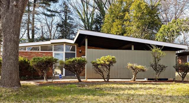 Photo of 8307 Pepperidge Dr, St Louis, MO 63134
