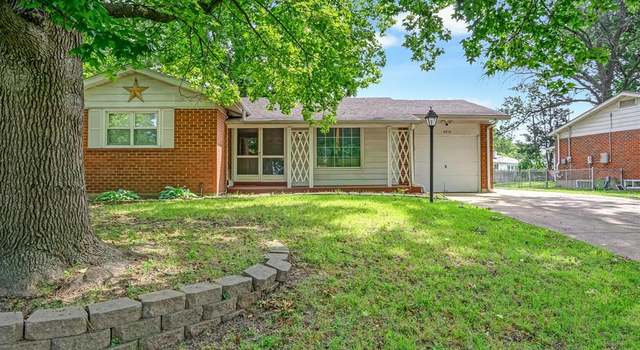 Photo of 2810 Devonshire Dr, Florissant, MO 63033