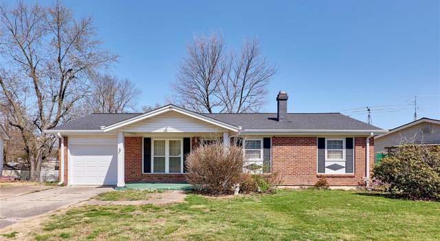 Photo of 1205 Belleau Lake Dr, O'fallon, MO 63366