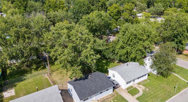 Photo of 1211 Walker Ave, St Louis, MO 63138