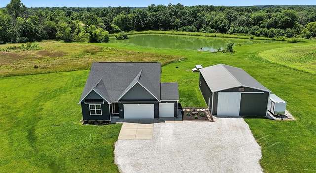 Photo of 21087 Prairie Haven Ln, Warrenton, MO 63383