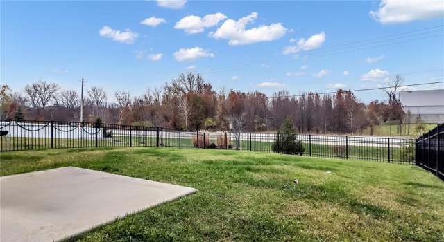 Photo of 111 Katiemist Dr, St Peters, MO 63376