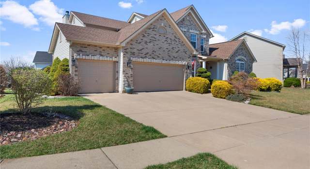 Photo of 321 Parkview Manor Ln, Wentzville, MO 63385