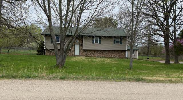 Photo of 25135 Randolph Rd, Waynesville, MO 65583