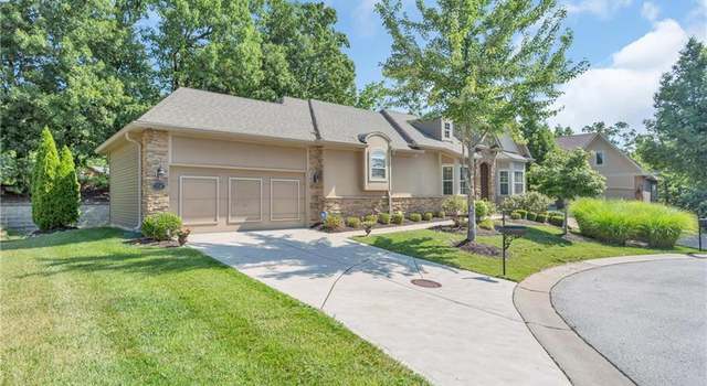 Photo of 710 Huntwood Ter, Lake St Louis, MO 63367