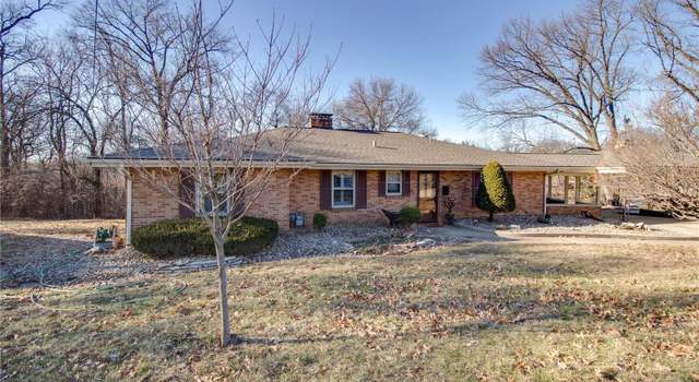 Photo of 2313 Hale Dr, Alton, IL 62002