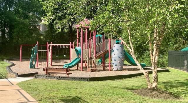 Photo of 1385 Farnman Dr, Herculaneum, MO 63048