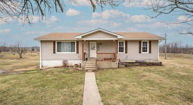 Photo of 71 Lakeview Dr, Elsberry, MO 63343