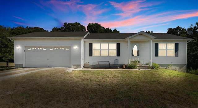 Photo of 111 Wrenwood Dr, St Clair, MO 63077