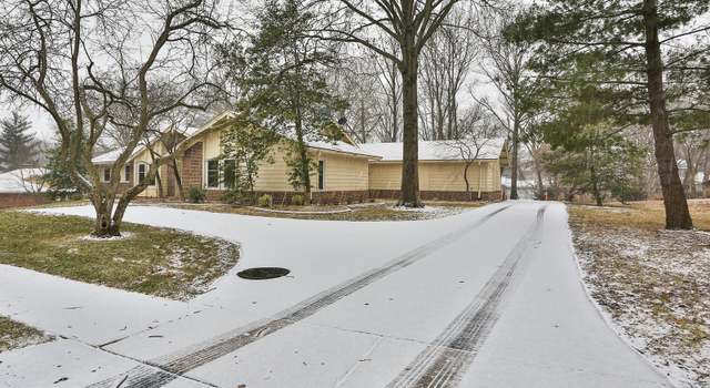 Photo of 15194 Strollways Dr, Chesterfield, MO 63017