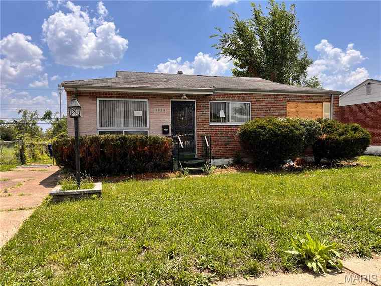 Photo of 3114 Clarence Ave St Louis, MO 63115