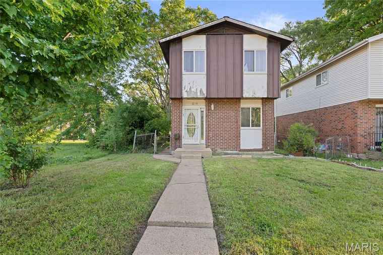Photo of 2239 University St St Louis, MO 63107