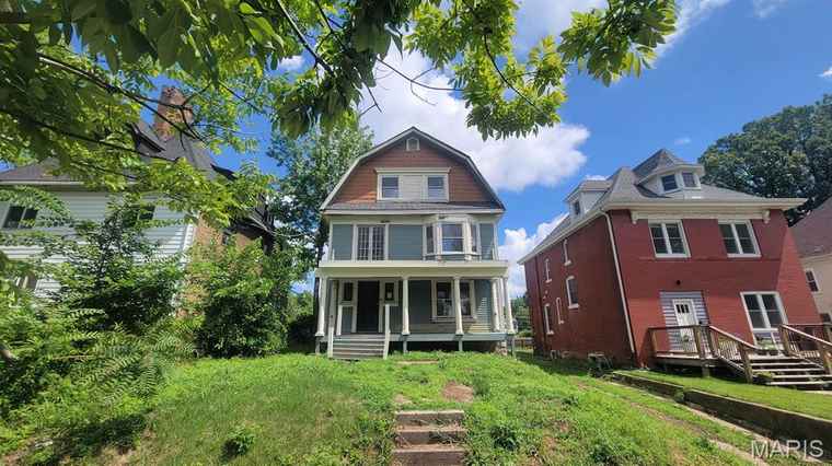 Photo of 5835 Bartmer Ave St Louis, MO 63112