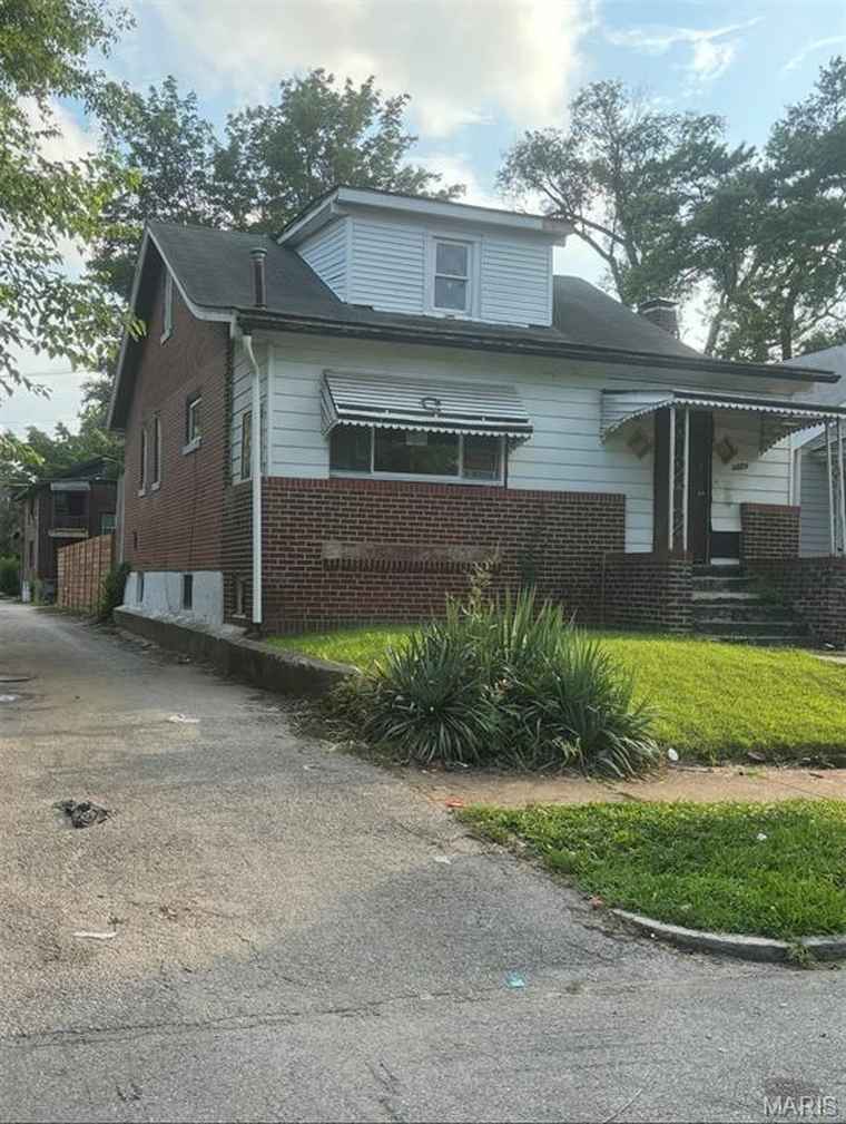 Photo of 4814 Calvin Ave St Louis, MO 63115