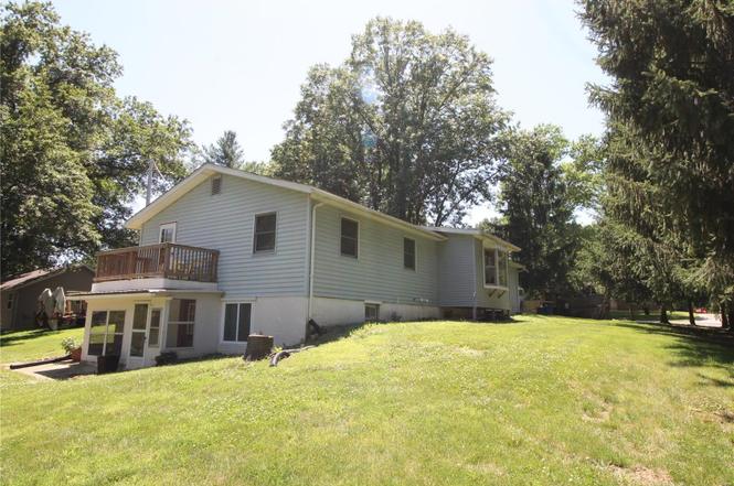 1306 Lee, Edwardsville, IL 62294 | MLS# 21041242 | Redfin