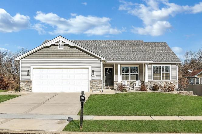 824 Chesapeake Junction Ln, O'Fallon, IL 62269 | MLS# 24002769 | Redfin