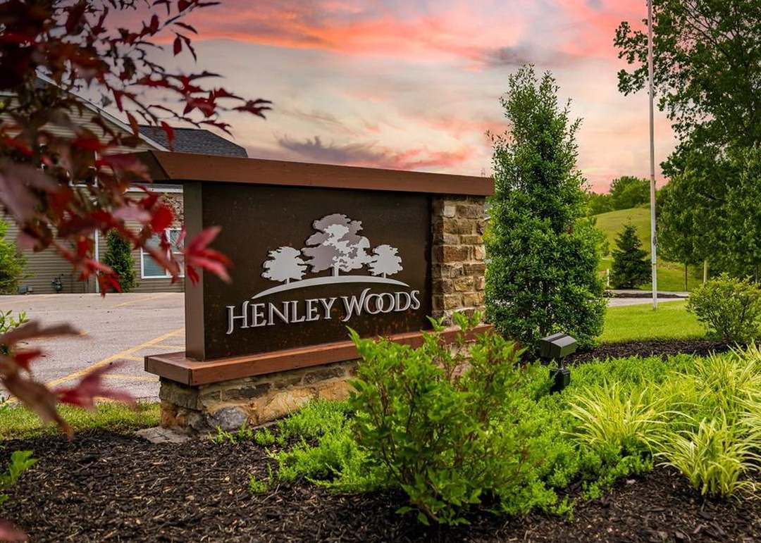3351 Vine Clad Hill Dr, Arnold, MO 63010