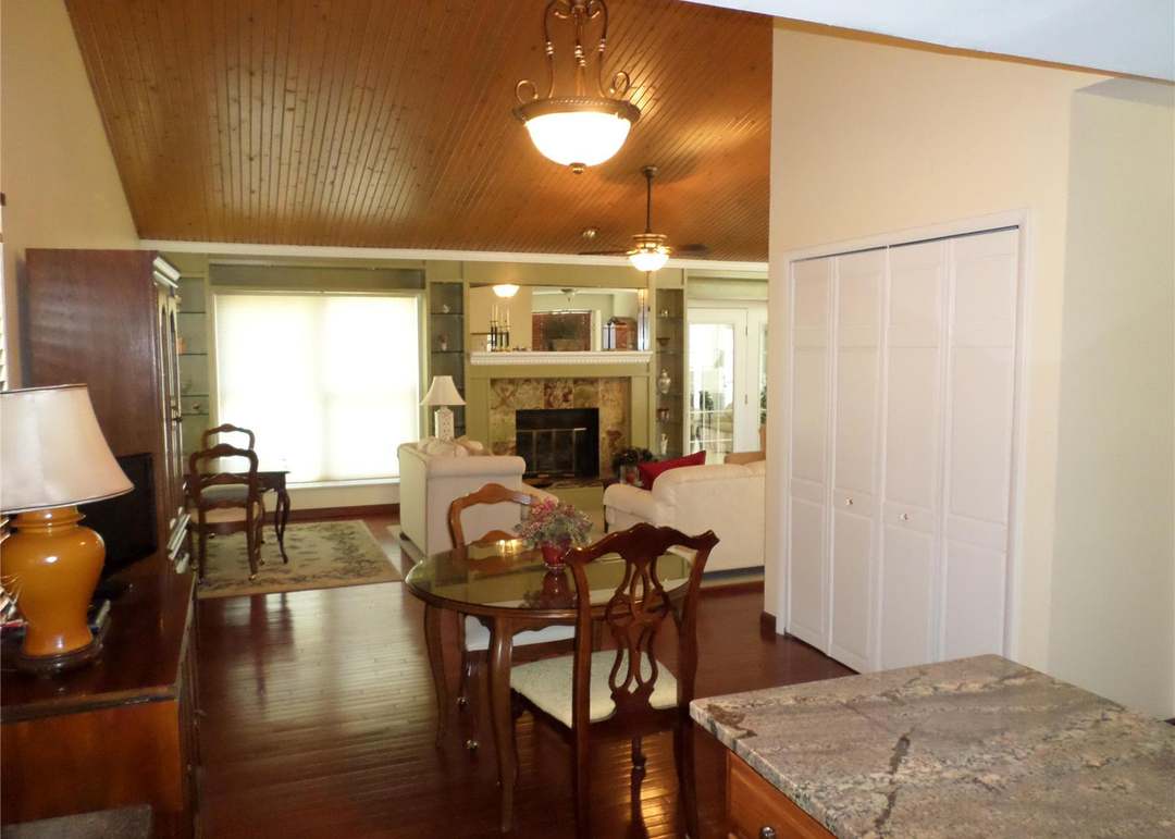 16311 Downey Terrace Ct, Wildwood, MO 63011
