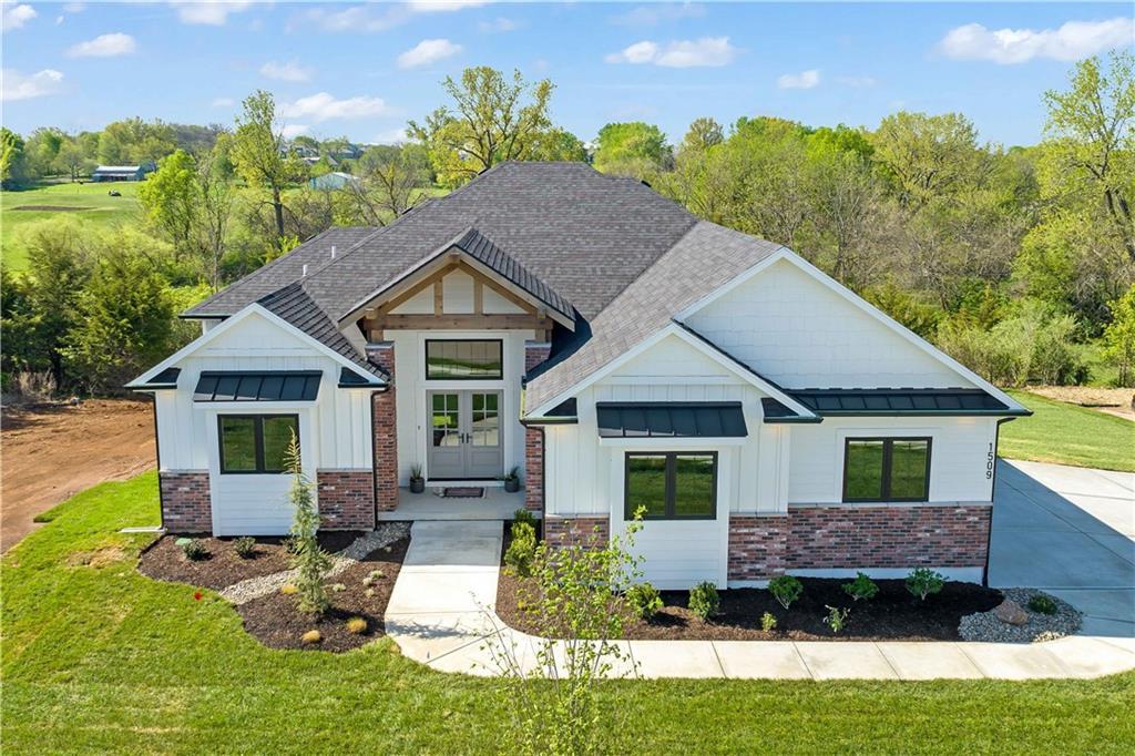 1509 SW 27th St, Lee's Summit, MO 64082 MLS 2404034 Redfin