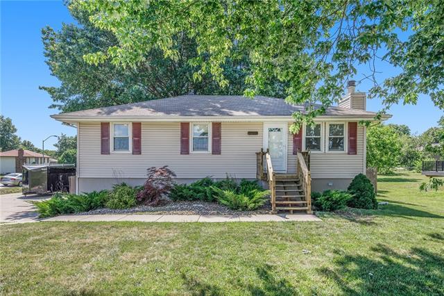 10500 N Oak Trfy, Kansas City, MO 64155 | MLS# 2329578 | Redfin