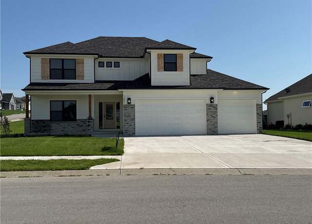 Property at 12855 N Arbor Way, Platte City, MO 64079, 6 beds, 4 baths