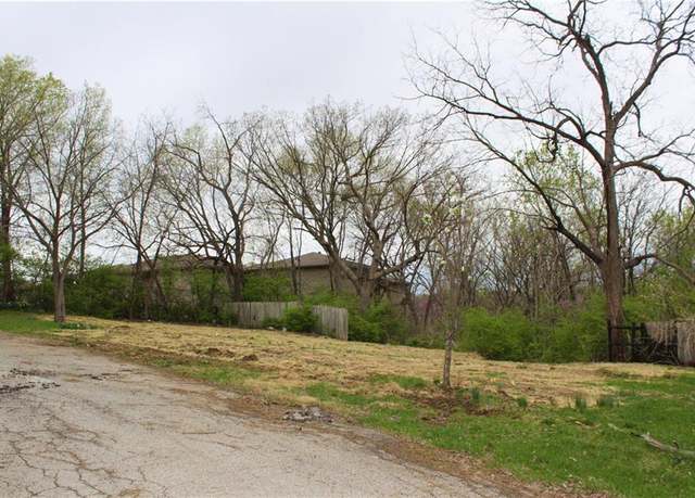 Property at 8560 Harrison St, Kansas City, MO 64131