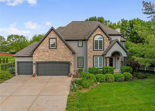 Property at 6715 NW 102nd Ter, Kansas City, MO 64154, 4 beds, 4 baths