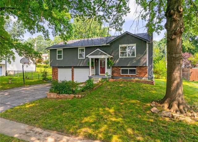 Property at 5424 Oliver Ave, Kansas City, KS 66106, 4 beds, 2 baths