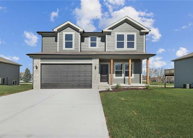 Property at 704 Red Clover Ct, Raymore, MO 64083, 4 beds, 2.5 baths