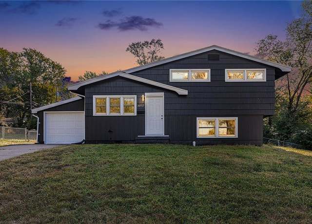 Property at 10717 Bales Ave, Kansas City, MO 64137, 3 beds, 2 baths