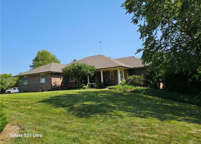 Property at 24450 171st St, Leavenworth, KS 66048, 3 beds, 3.5 baths