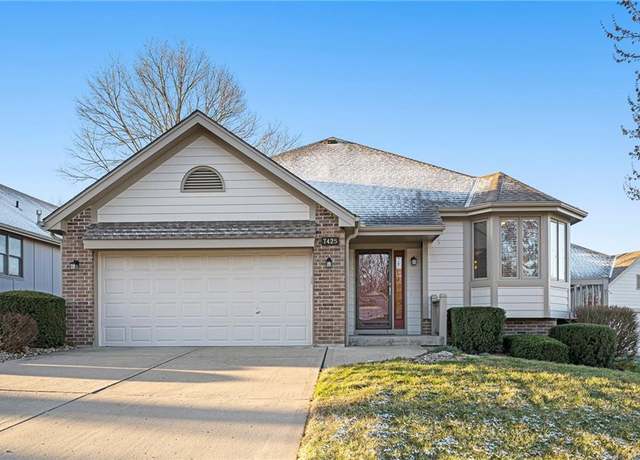 Property at 7425 N Prospect Ave, Kansas City, MO 64119, 2 beds, 3 baths
