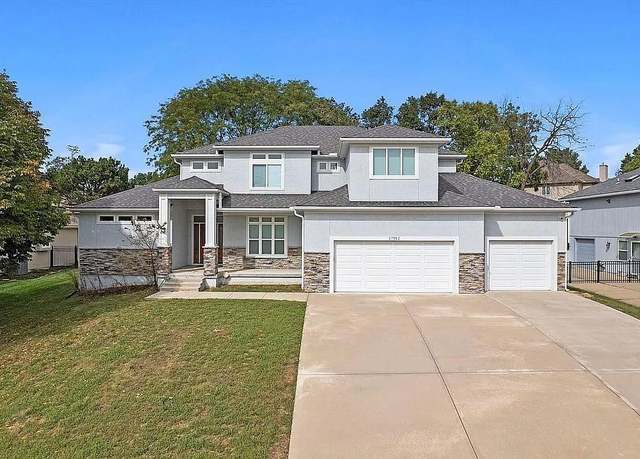Property at 17012 E 38th Ter S, Independence, MO 64055, 4 beds, 3.5 baths