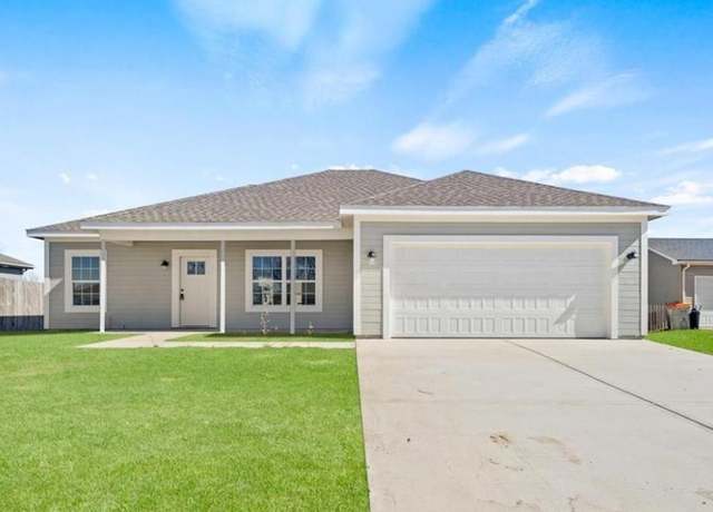 Property at 210 S Devin St, Lone Jack, MO 64070, 3 beds, 2 baths