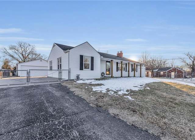 Property at 4625 Dover St, Kansas City, KS 66106, 4 beds, 2 baths