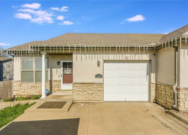 Property at 15540 Elm St, Basehor, KS 66007, 3 beds, 2.5 baths