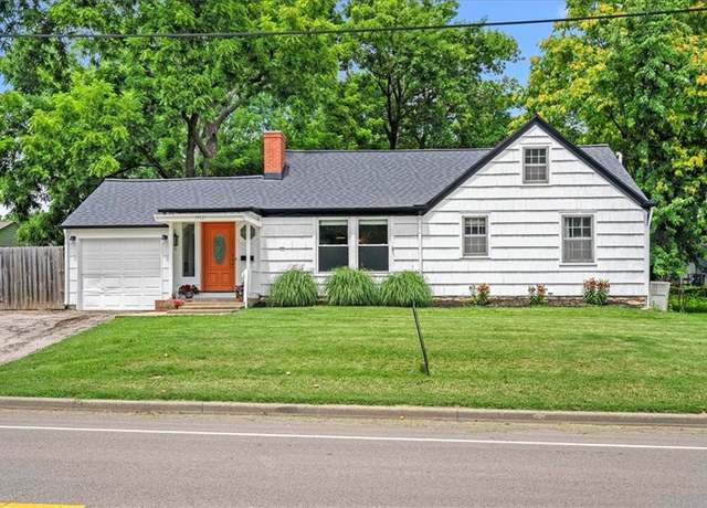 Property at 3912 Elledge Dr, Roeland Park, KS 66205, 3 beds, 1 bath